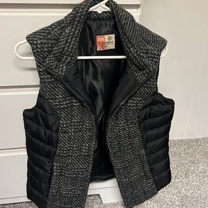 Ruff Hewn Women’s Vest - Medium